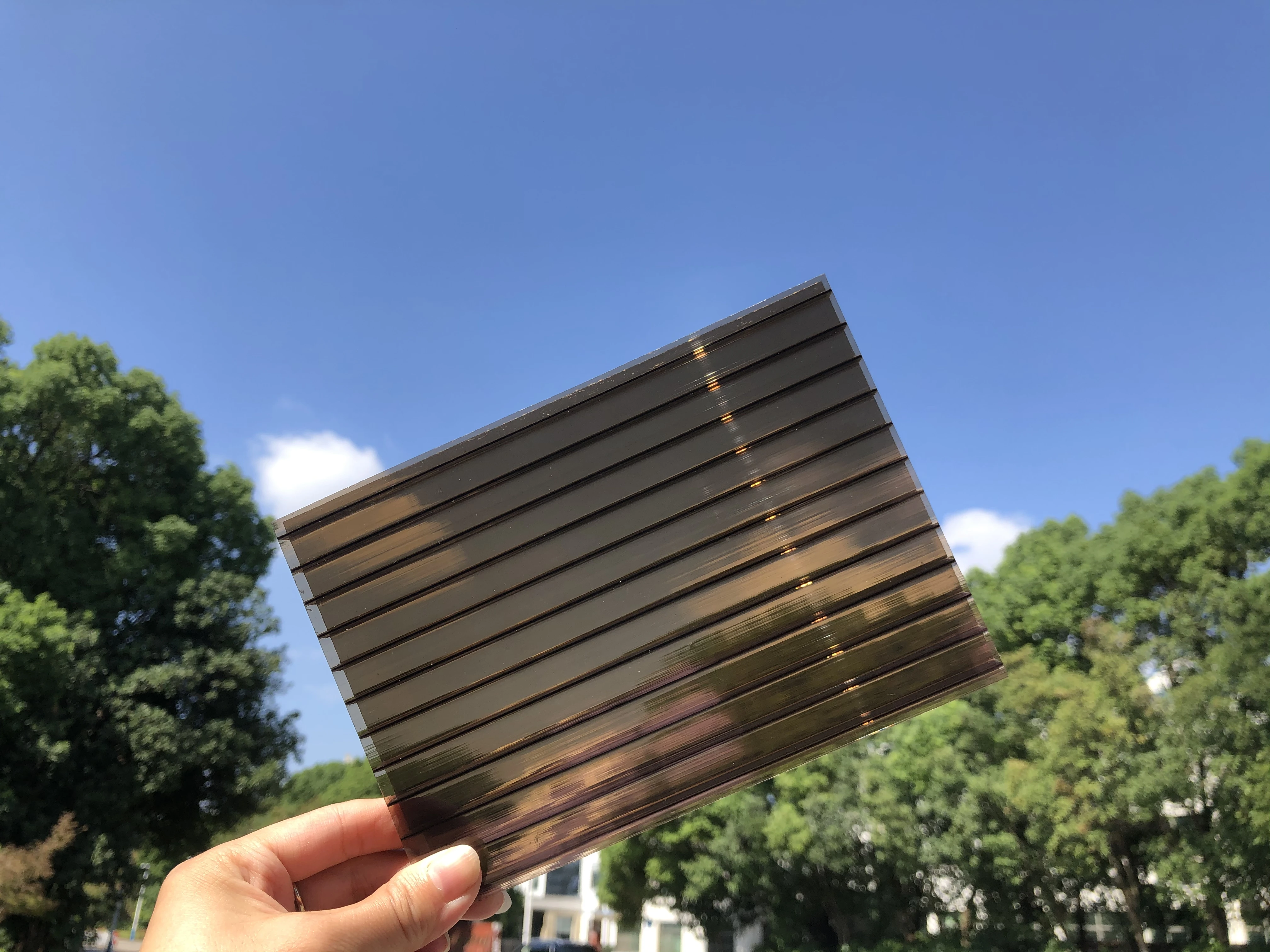 Cheap price 6mm clear transparent triple wall greenhouse polycarbonate panel roofing tile