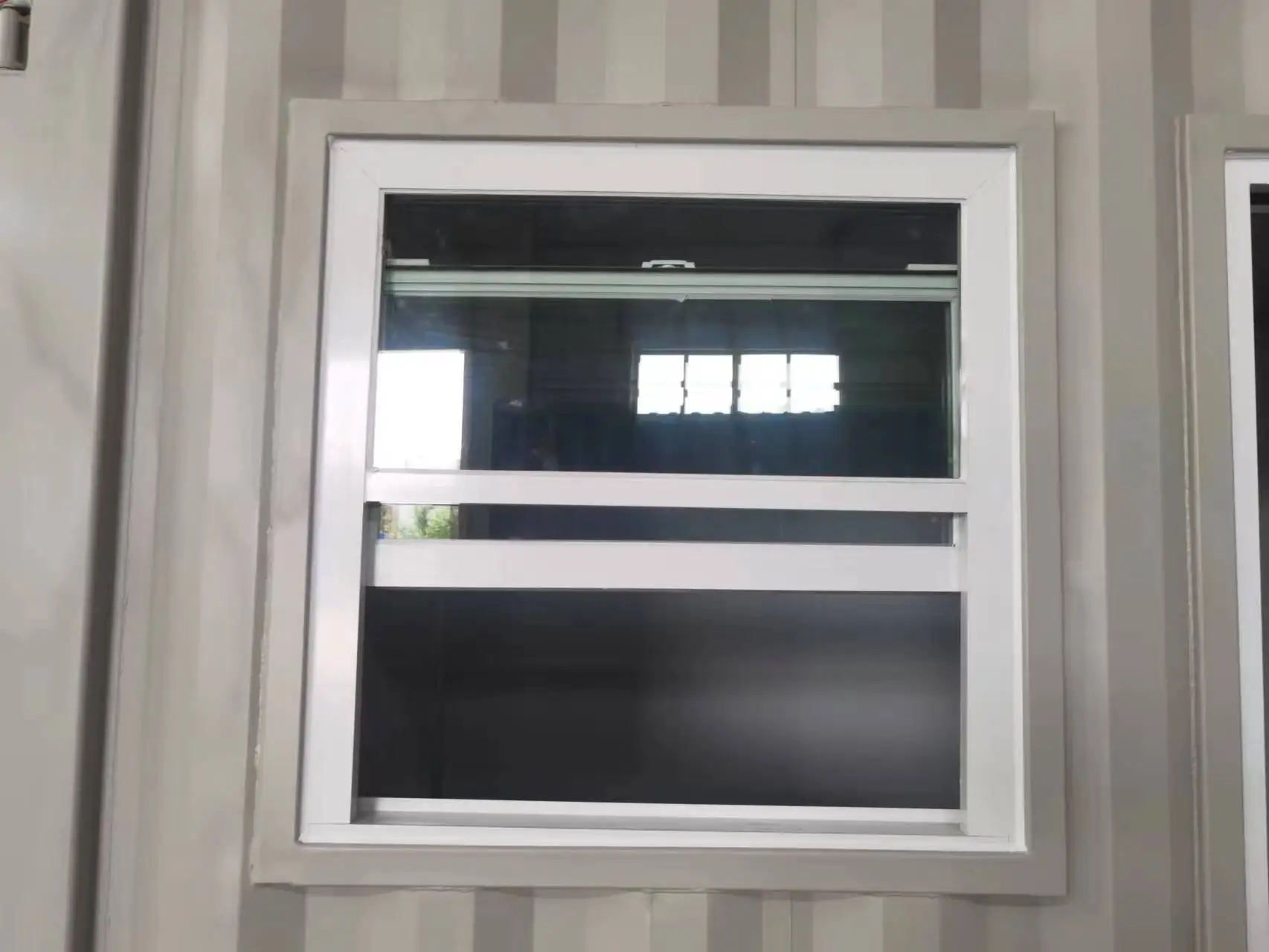 China 10 ft  housing Mini storage  coffee bar luxury container prefabricated container house  in Australian