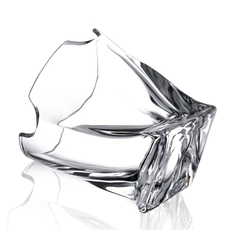 Free Sample Personalized Shot Glasses Lead-Free Drinking Glassware Twisted Whiskey Glass Cigar Cup For Home Party Bar