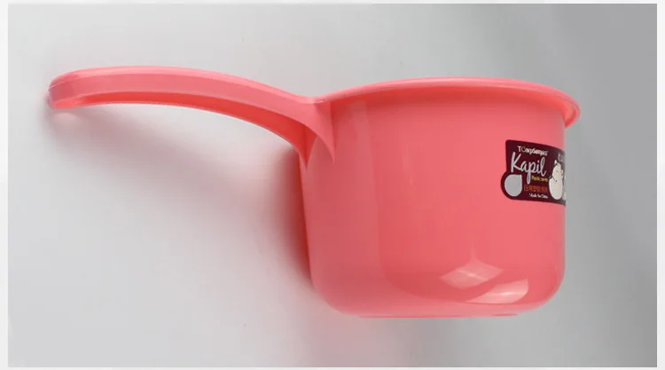 Household Plastic Water Dipper Ladle Bailer For Kitchen Bathroom Use