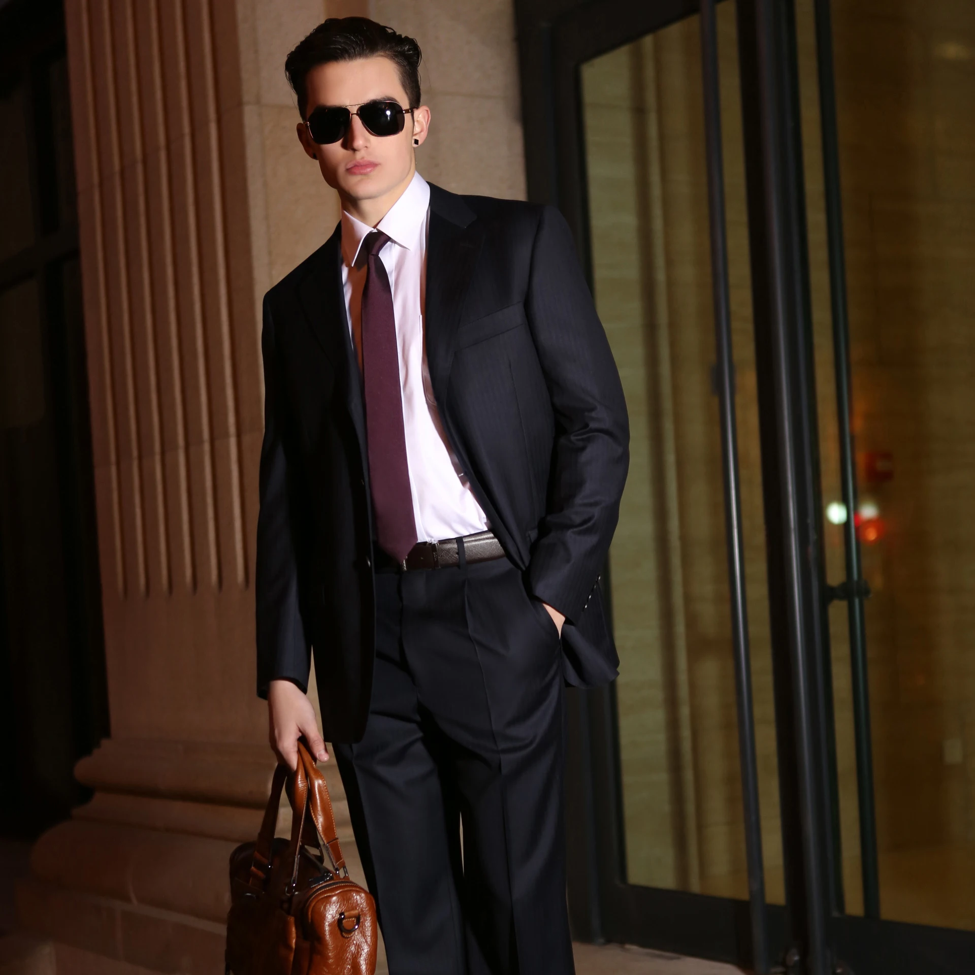 Latest design fashion office wearing European style men wool suit 2 pieces