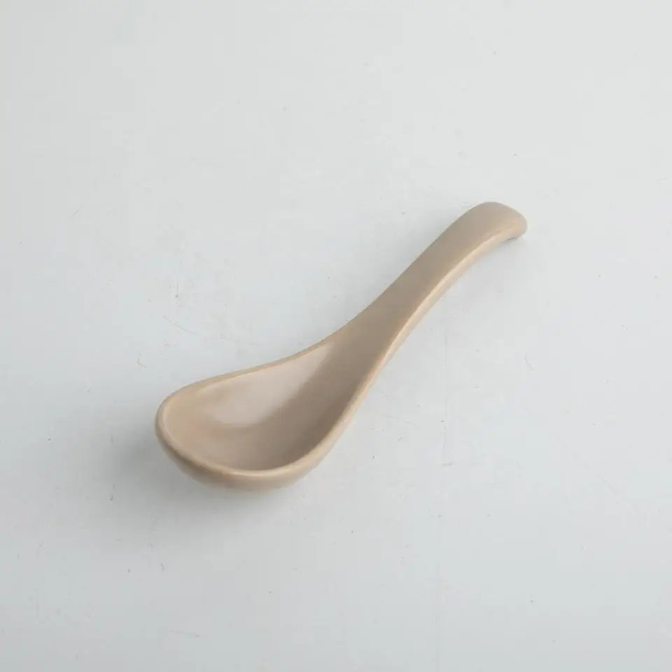 Hot Sale High Quality Japanese Style Retro Dinnerware Custom Ceramic Spoon Small Ceramic Soup Rice Spoon
