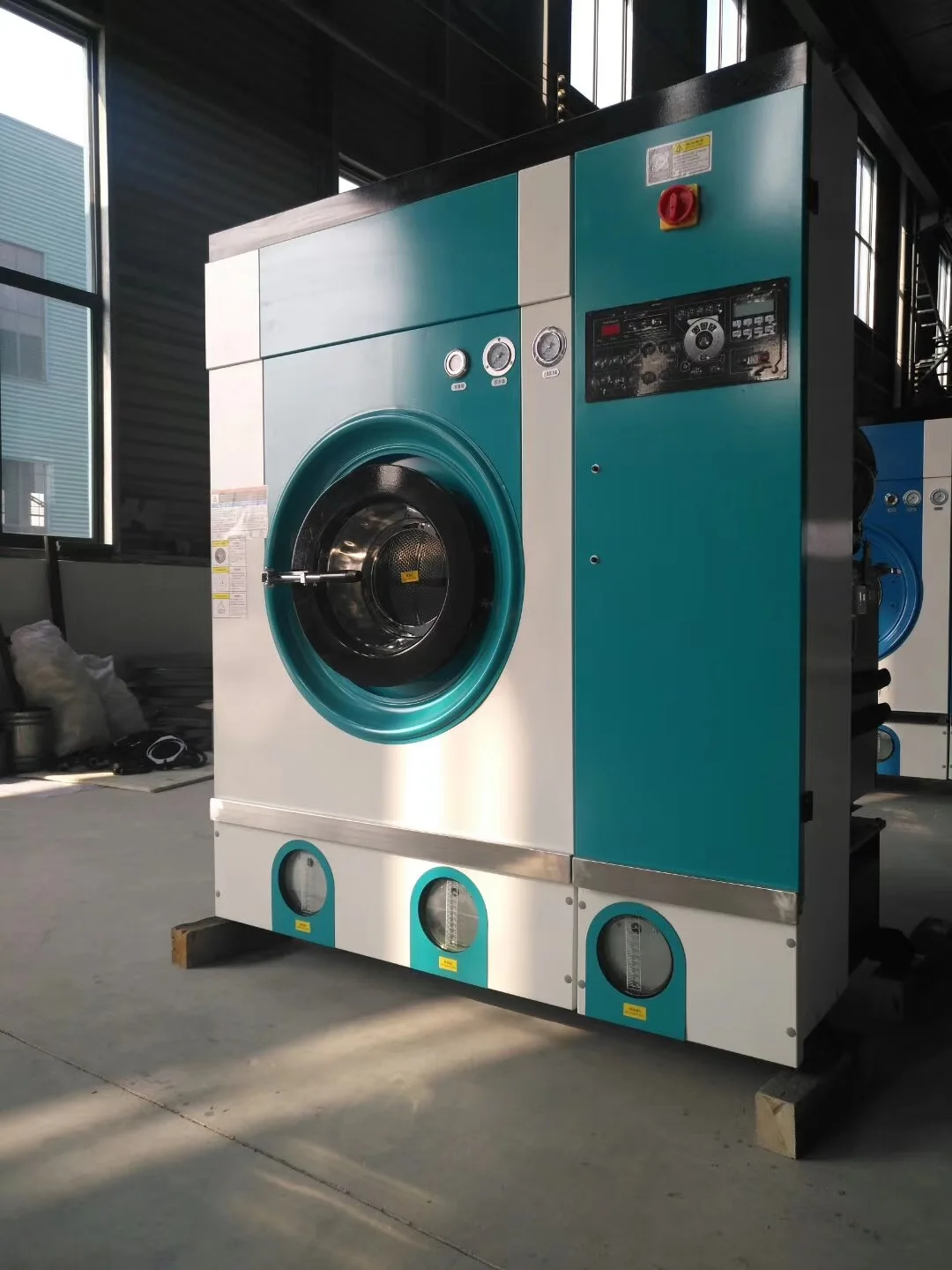 Jinzhilai dry cleaning machine PERC chemical without water washing dry cleaning shop equipment