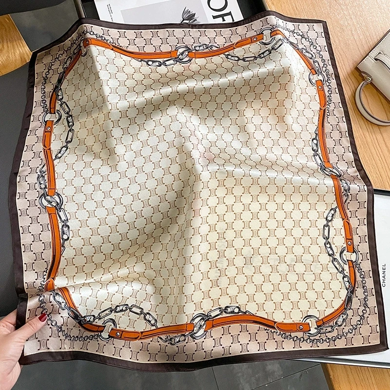 OEM Custom Square Scarf Foulard 100% Pure Printed Silk Scarves for Women Short Tie Bandanas Flower Silk Neck Scarves for Women