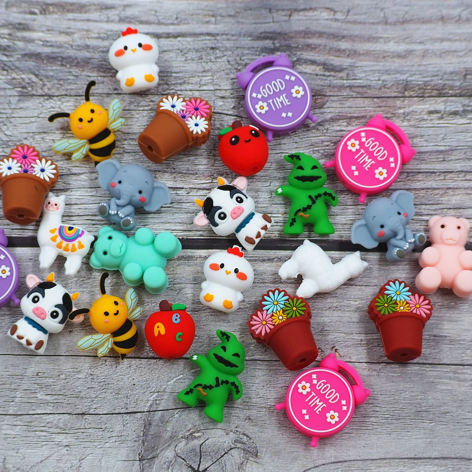 Best Selling Food Grade DIY Beadabl Pens Cartoon Animal Whale Wholesale 3d Focal silicone,pvc beads