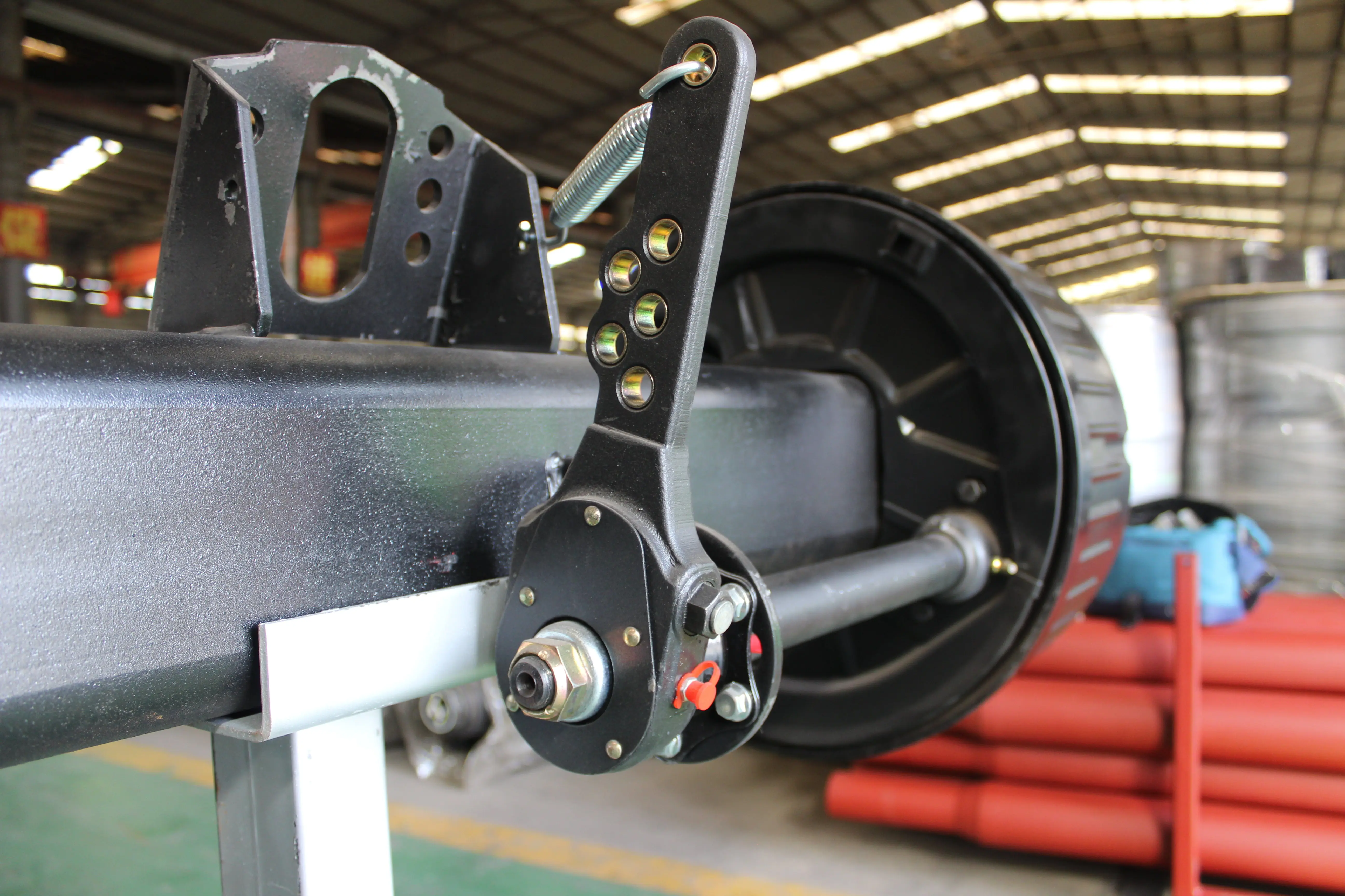 LUEN 2024 different model 10.5T 13T 14T 16T 20T  German Type Axle In Truck Trailer Semi Trailer Parts For Sale