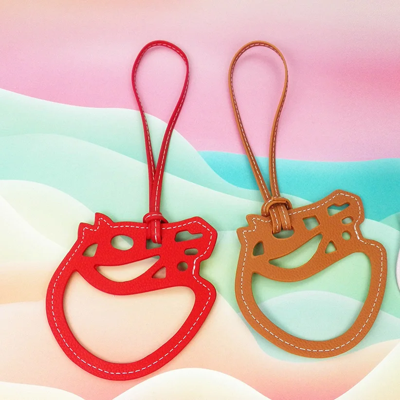 Wholesale PU leather leather horse head bag charm bag decoration Keychain Horse Shape Pendant With Key Chain For Bags