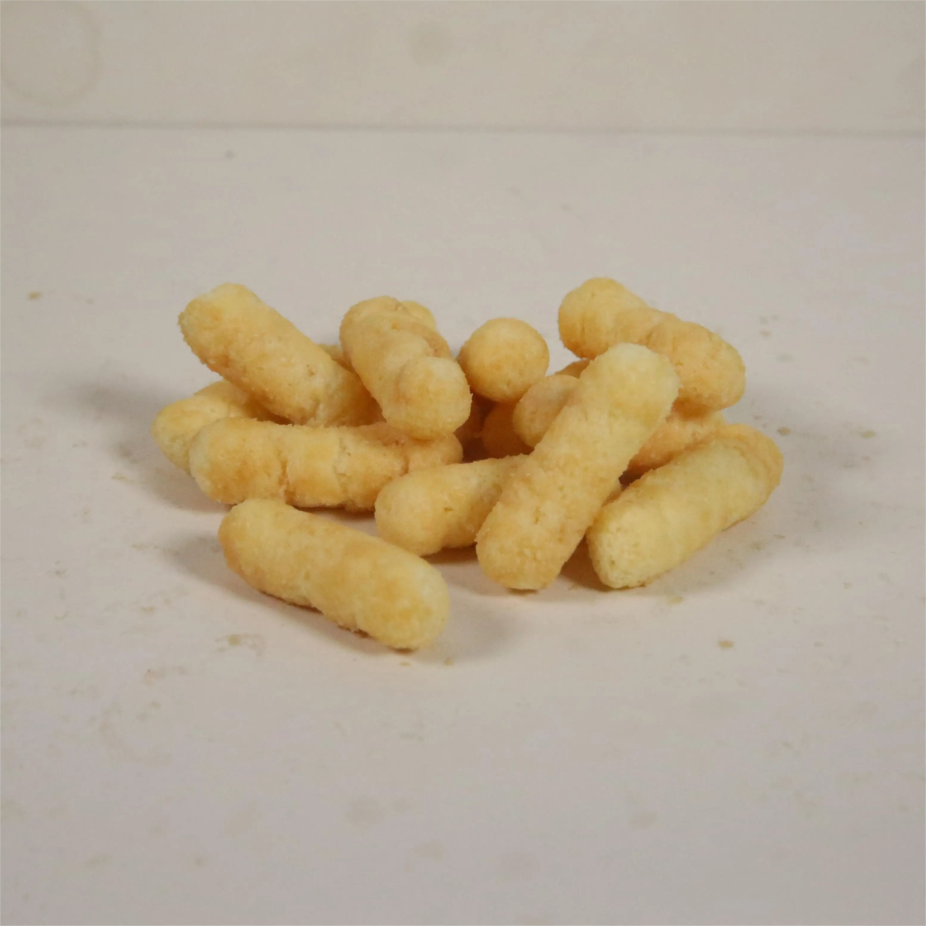 Дядя поп новый продукт зерновая закуска с кукурузным ароматом слоеное арахисовое масло 86 г
