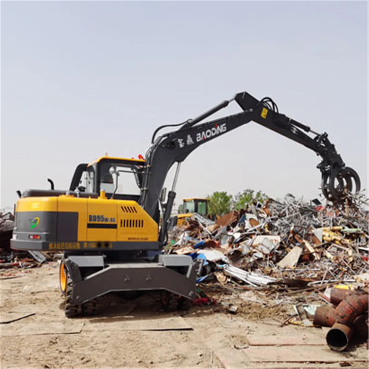 Excavator material handler scrap metal handling excavator equipment 8 ton BD95W Price
