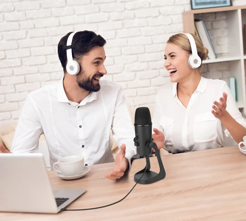 
Микрофон BOYA BY-PM700 USB для прямой трансляции потокового сигнала, совместимый с компьютерами Windows и Mac 