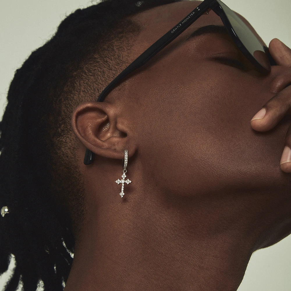 Hip Hop Fashion Brass Zircon Cross Earrings Boys Popular Silver Plated Earrings Jewelry Accessory