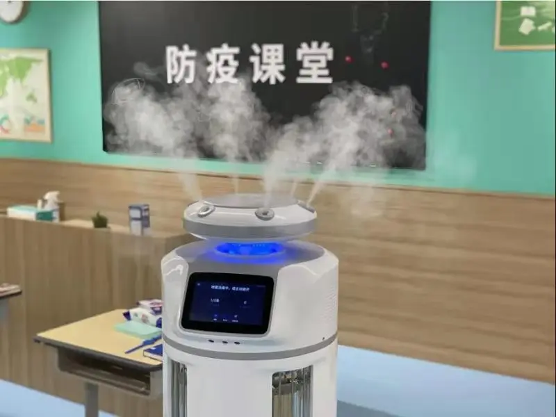  Multiple disinfection methods UV-C Robot positioning precise robot UVC