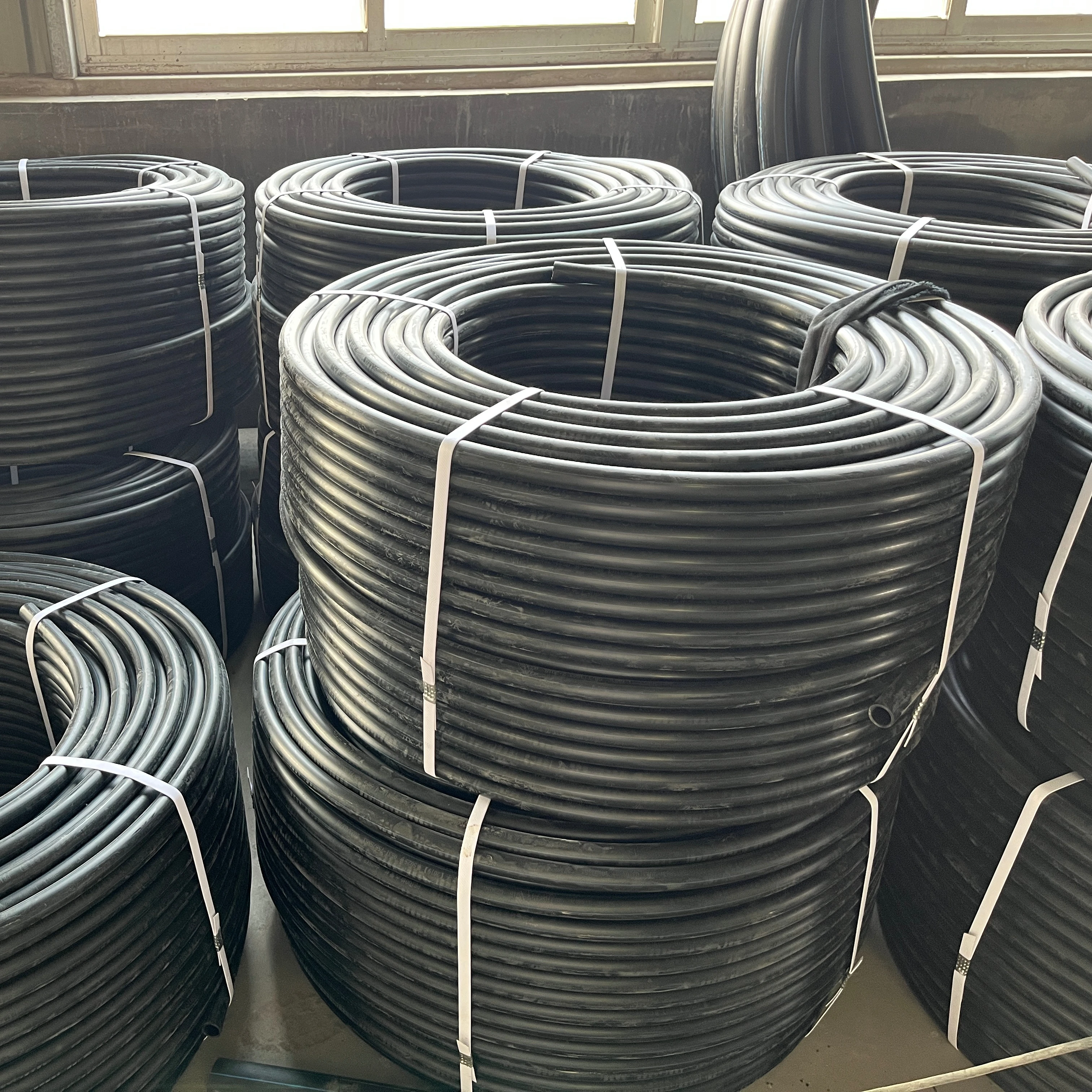 6mm, 12mm, 32mm, 63mm, 1200mm HDPE coil pipe polyethylene pipe for irrigation/ water supply
