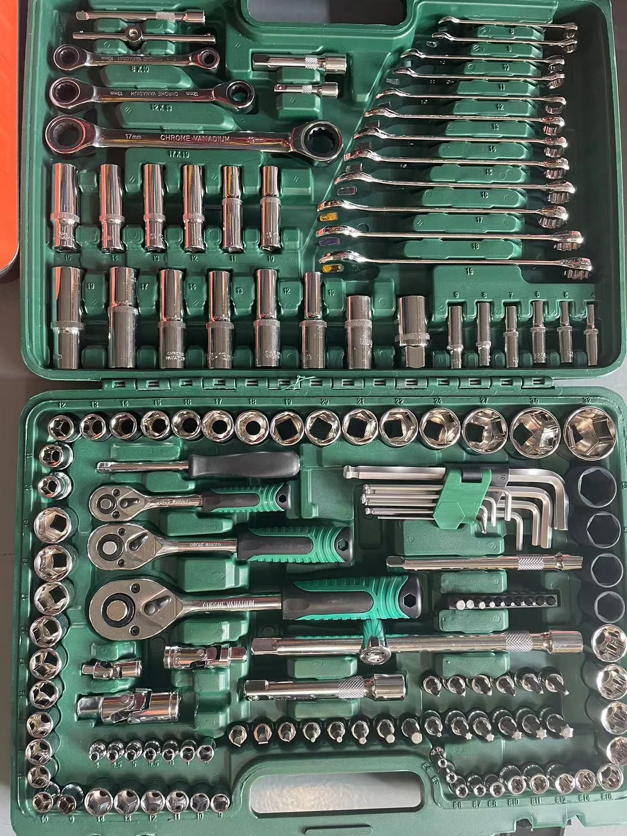 High end brand new repair wrench kit toolbox 151 pcs ratchet and socket kit