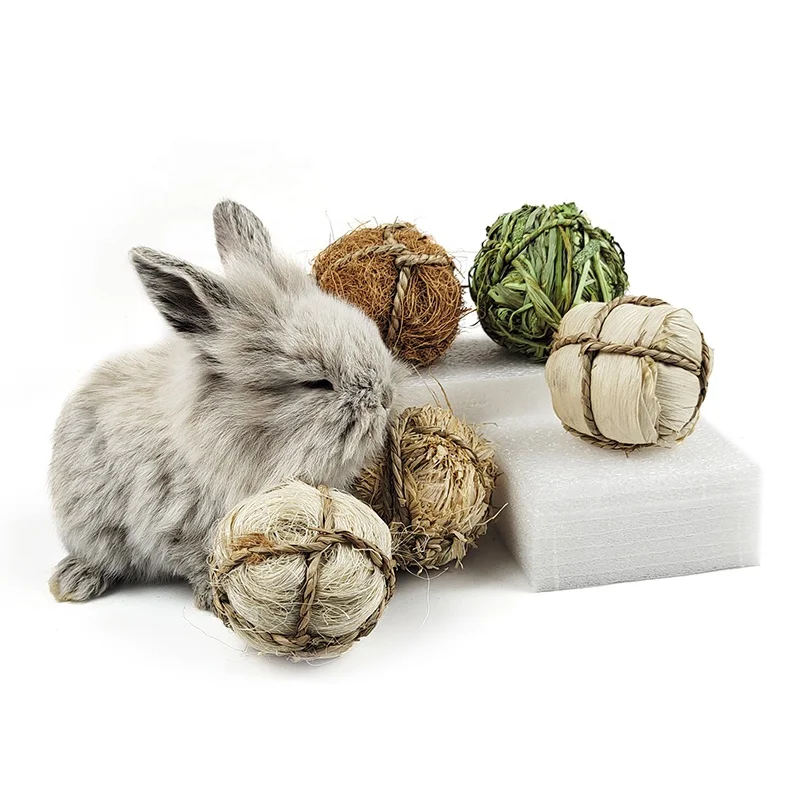 5Pcs Rabbit Chew Toys for Treat and TeethNatural Grass Willow Balls for Bunny, Rabbit, Hamster, Guinea Pig Pet Supplies.