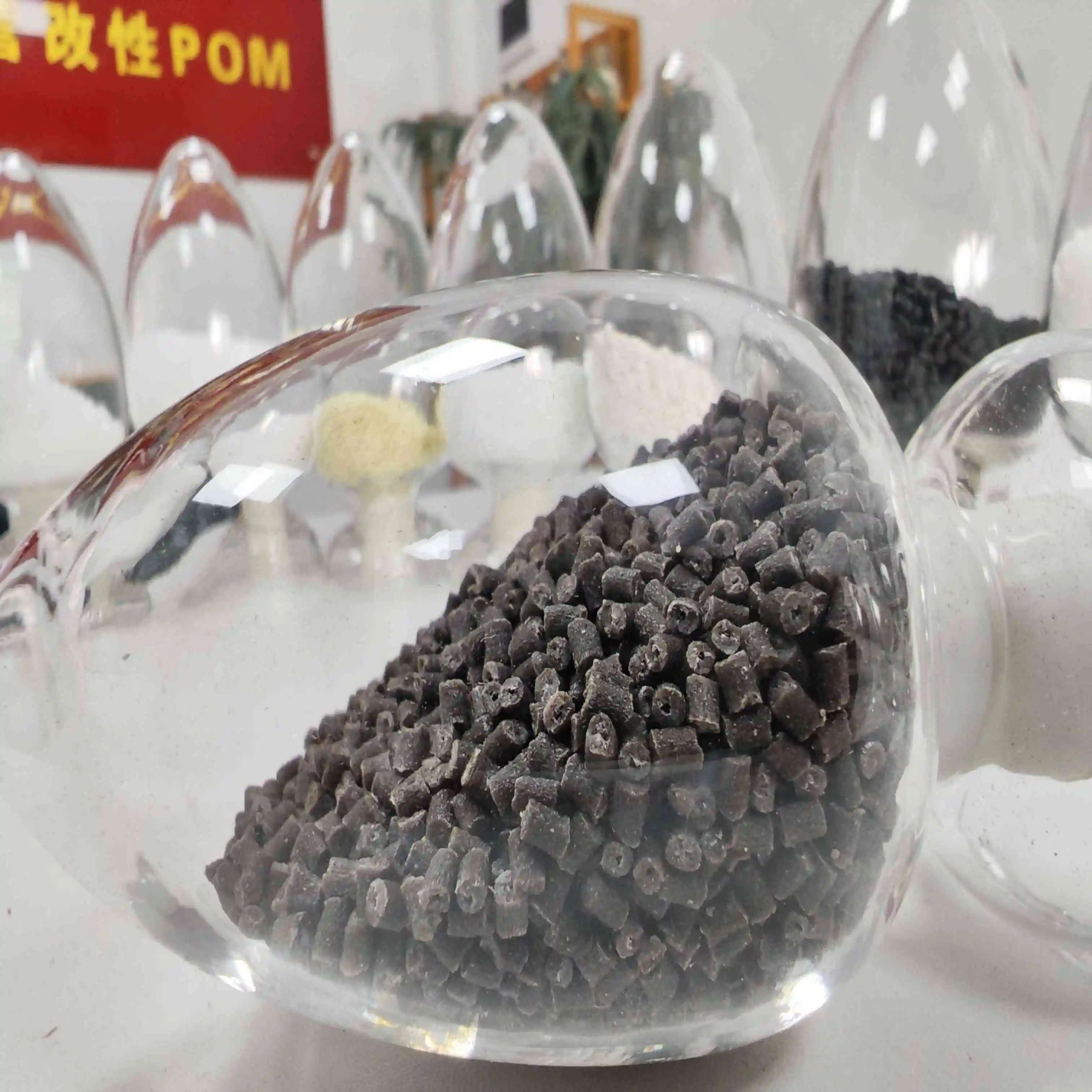 Hot Sale Dupont Strength Parts Acetal Copolymer Resistant High Flow Plastics Raw Material - Polyoxymethylene Pom Pellets