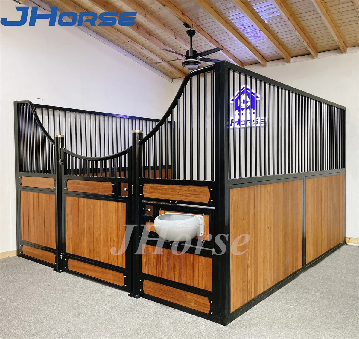 Hot Sell Bamboo Horse Equipment Stables Doors Box Front Panels Equine  Horse Stalls Panels