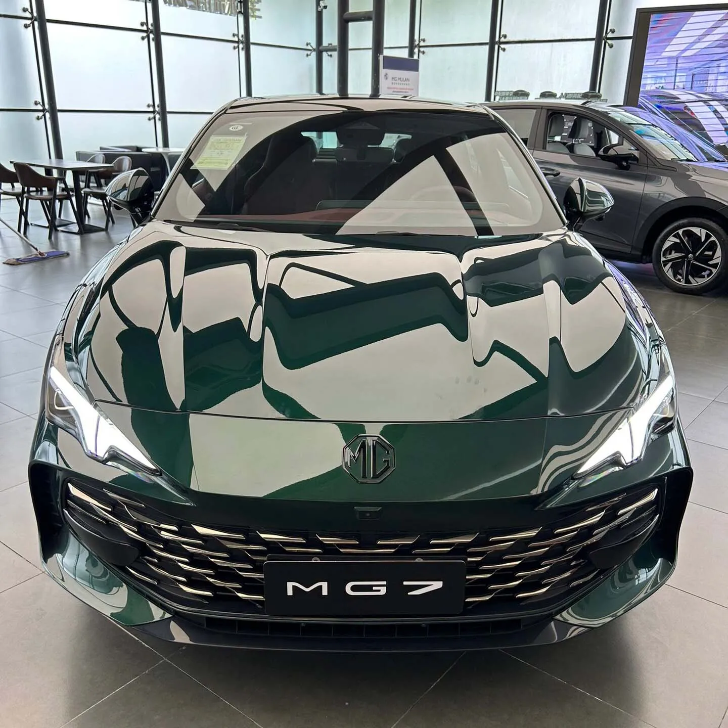 B2B 2024 в наличии SAIC MG7 2 0 t идеальный дизайн газовый автомобиль экспорт киберстер mg автомобильный бензин 7 бензиновый
