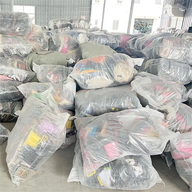 high level branded ukay used bags in italy leather sling shoulder handbag for lady mixed bundle in box