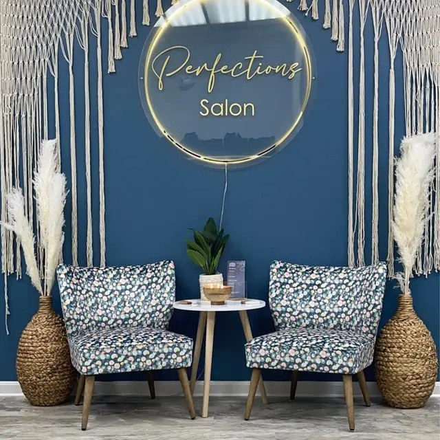 Acrylic Custom Logo Decoration Office Door Sign Wall Sign 3D Custom Plaques Hair Studio Sign