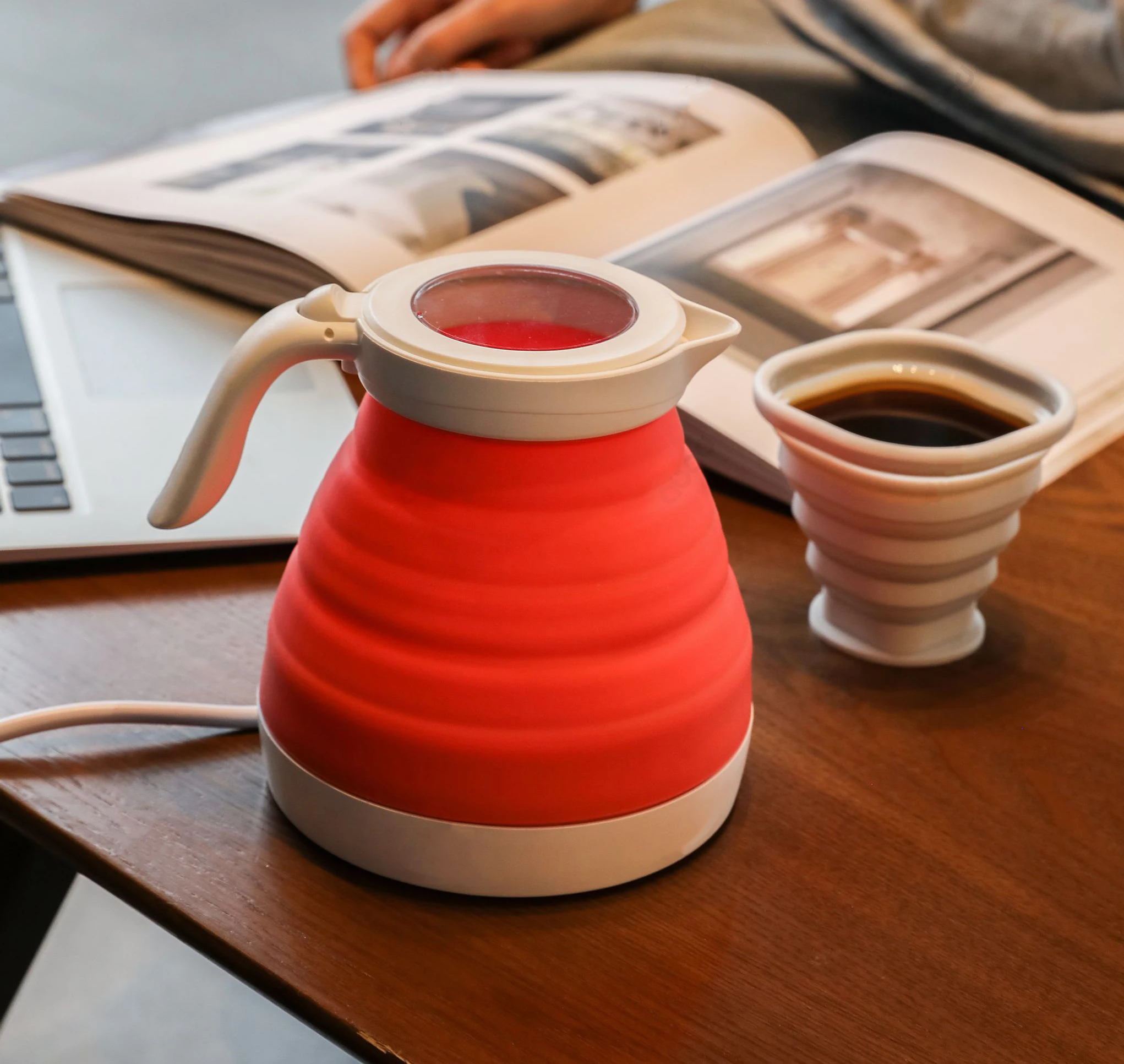 
Collapsible Camping Kettle for Hiking, Travel & Outdoors 20 ounce 2.7inch thick 