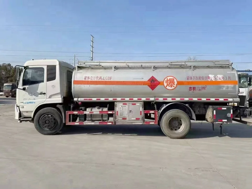 12 Ton Used Oil Tank Truck Dongfeng Brand 4x2 Oil Tanker Diesel Oil Transporter Capacity Fuel Tank Tanker
