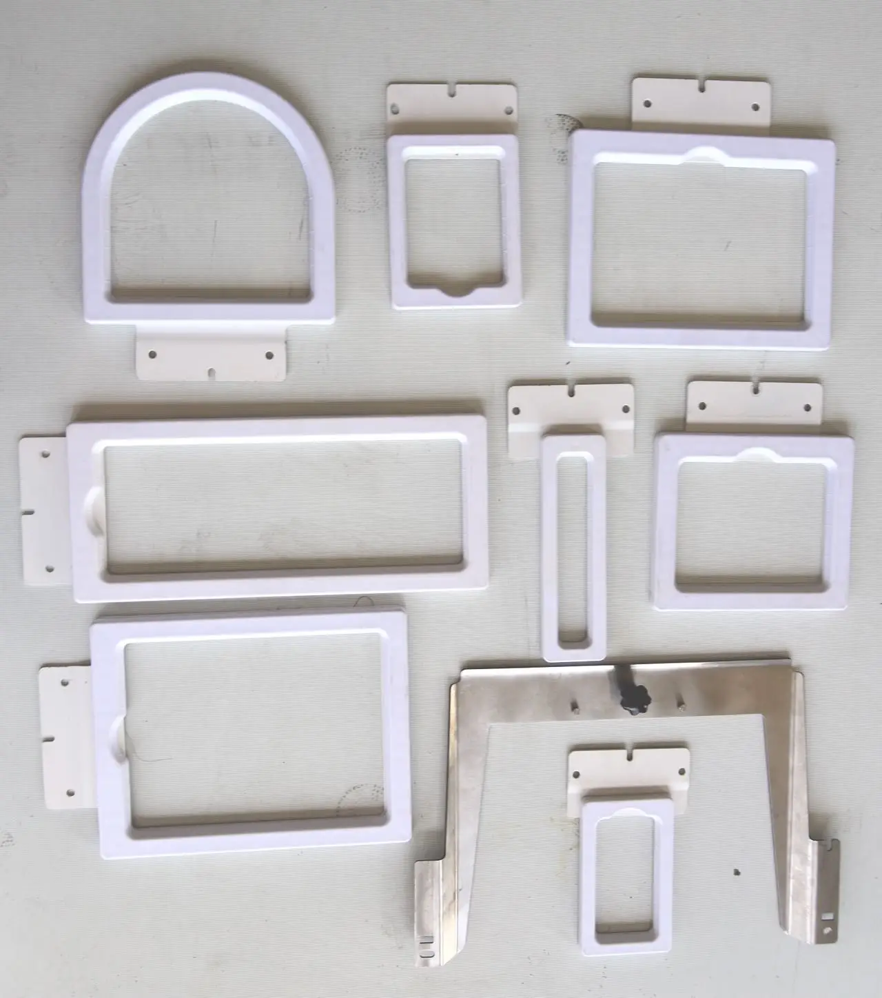 Hot-selling high-quality 8-in-1 magnetic embroidery frame is simple and convenient