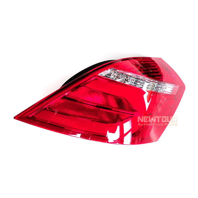 Car Parts Auto Parts Repuestos Car Rear Light Taillamp Tail Light for Geely Emgrand EC7