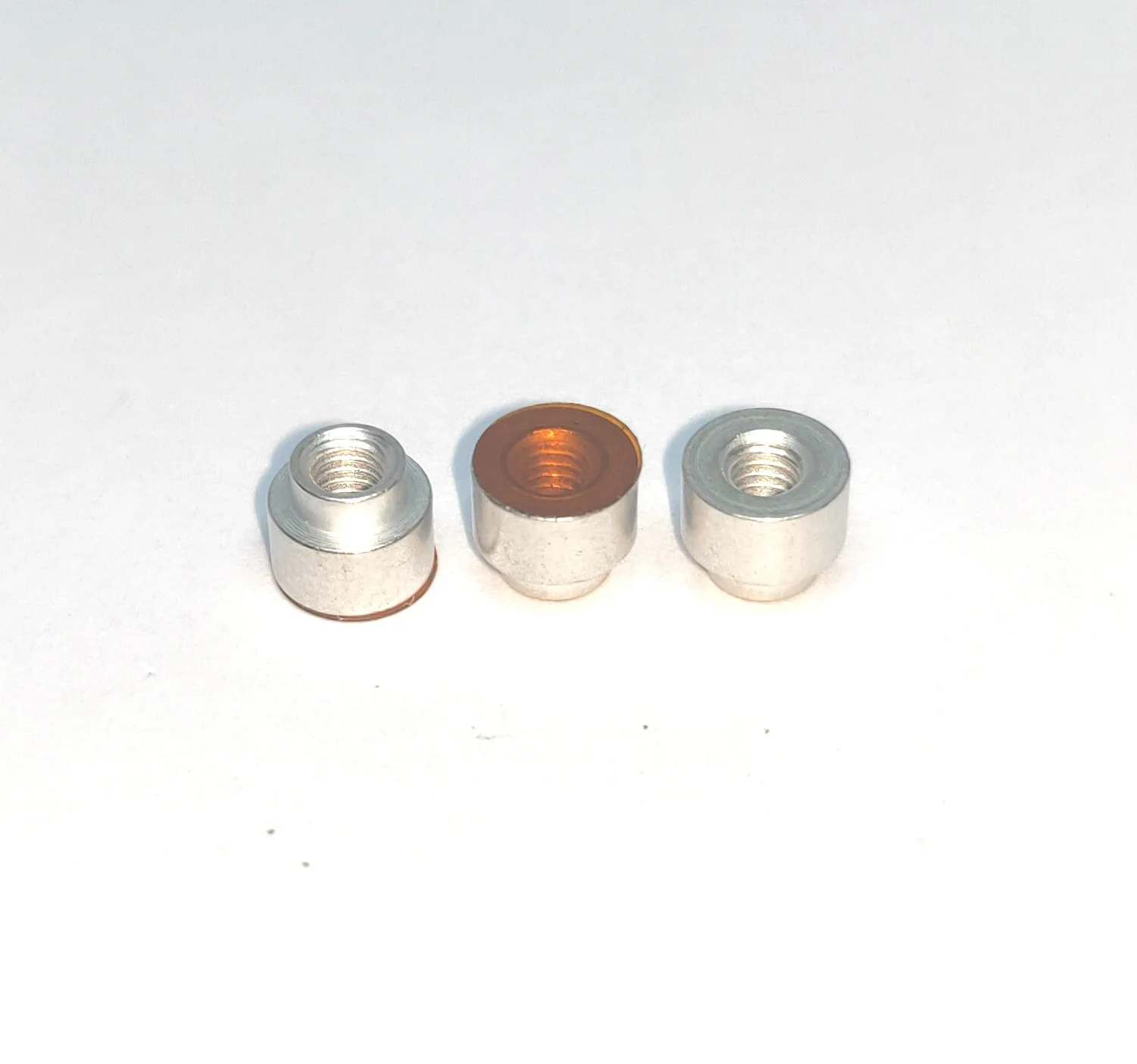 SMTSO-M3-1ET латуни покрытием smtso противостояние SMD гайка пайки распорка для печатных плат с катушка и лента