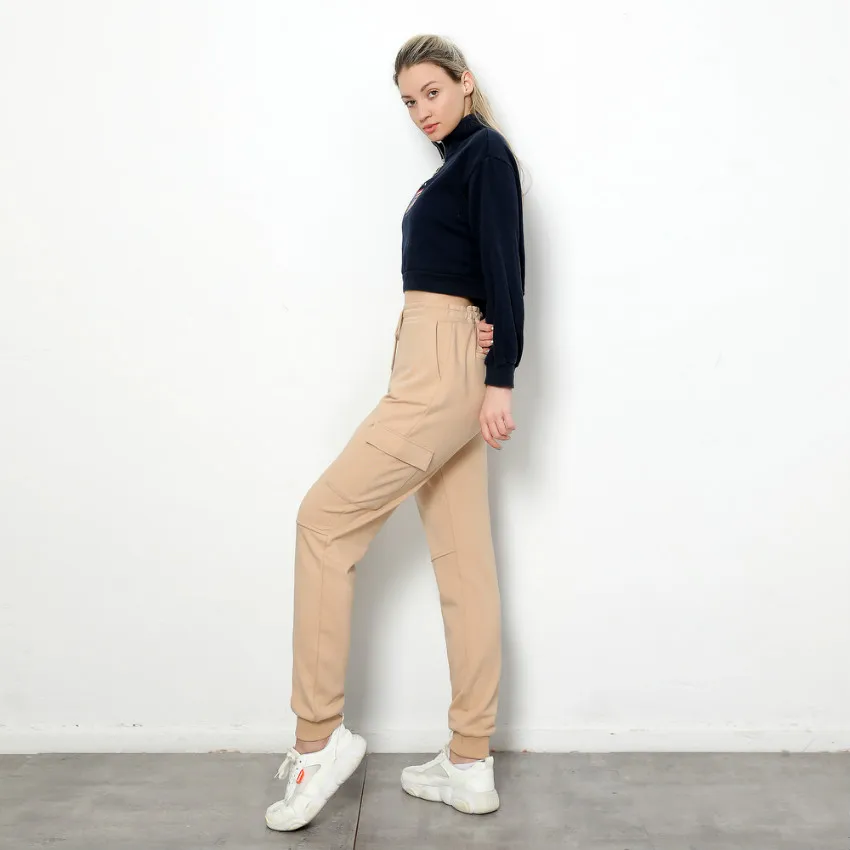 
2021 New Fashion Unisex Wholesale Custom Fashion Sweatpants Women Cargo Jogger Sweatpants With Pockets 