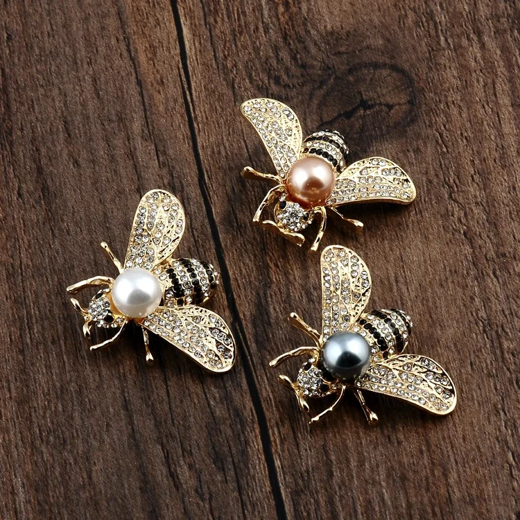 European American three-dimensional bee bright pearl brooch Small suit dual-use exquisite alloy pin One piece dropshipping