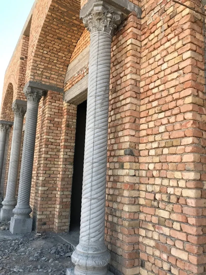 Injection Plastic Mould Precision Custom Column Pillar Plastic Mold