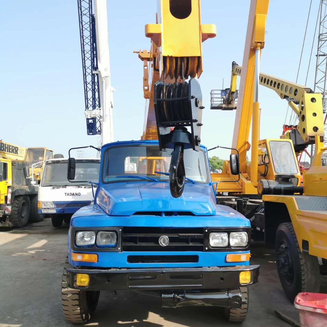 used 8 ton small crane Chinese cranes