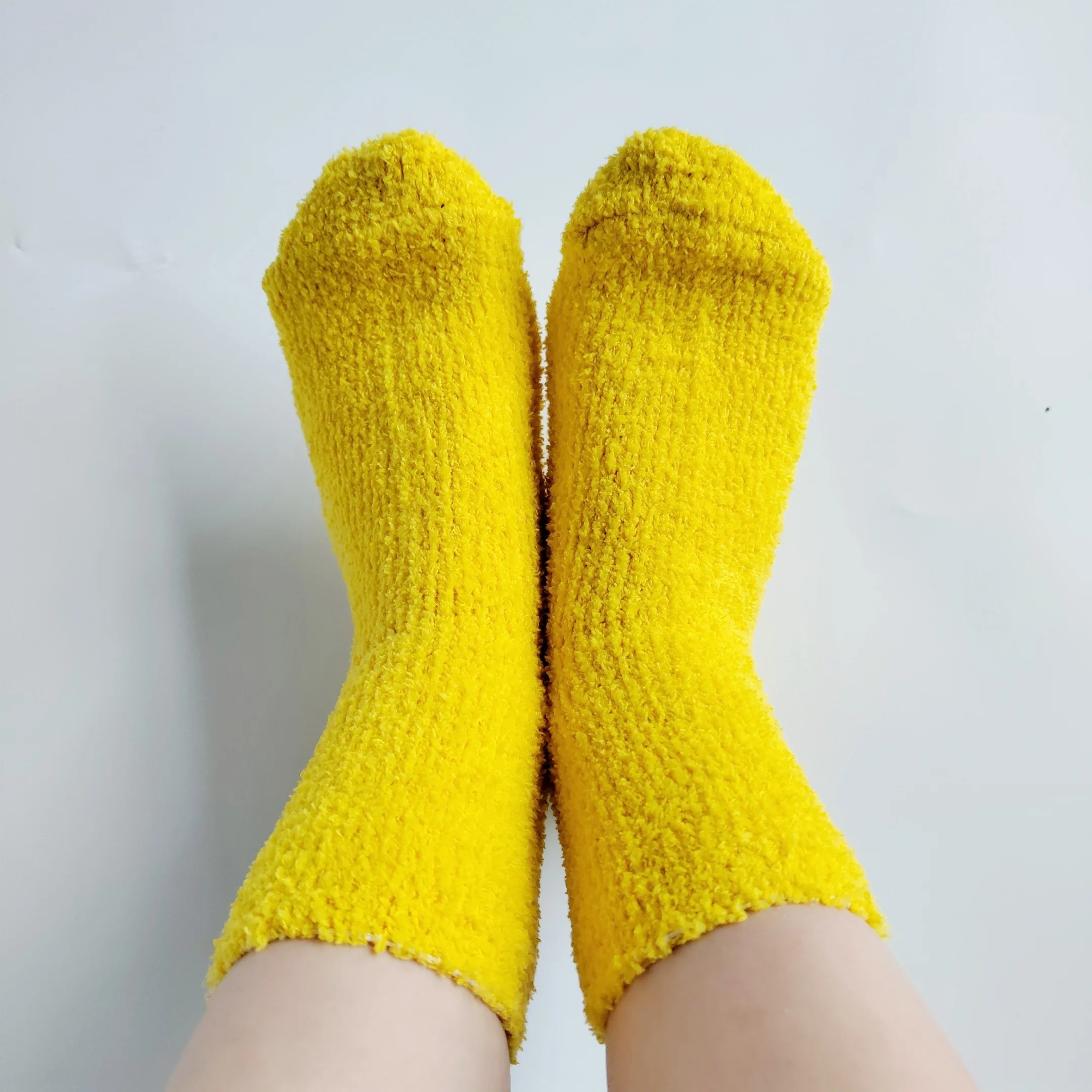 Winter fluffy thick thermal cozy soft fuzzy socks for women