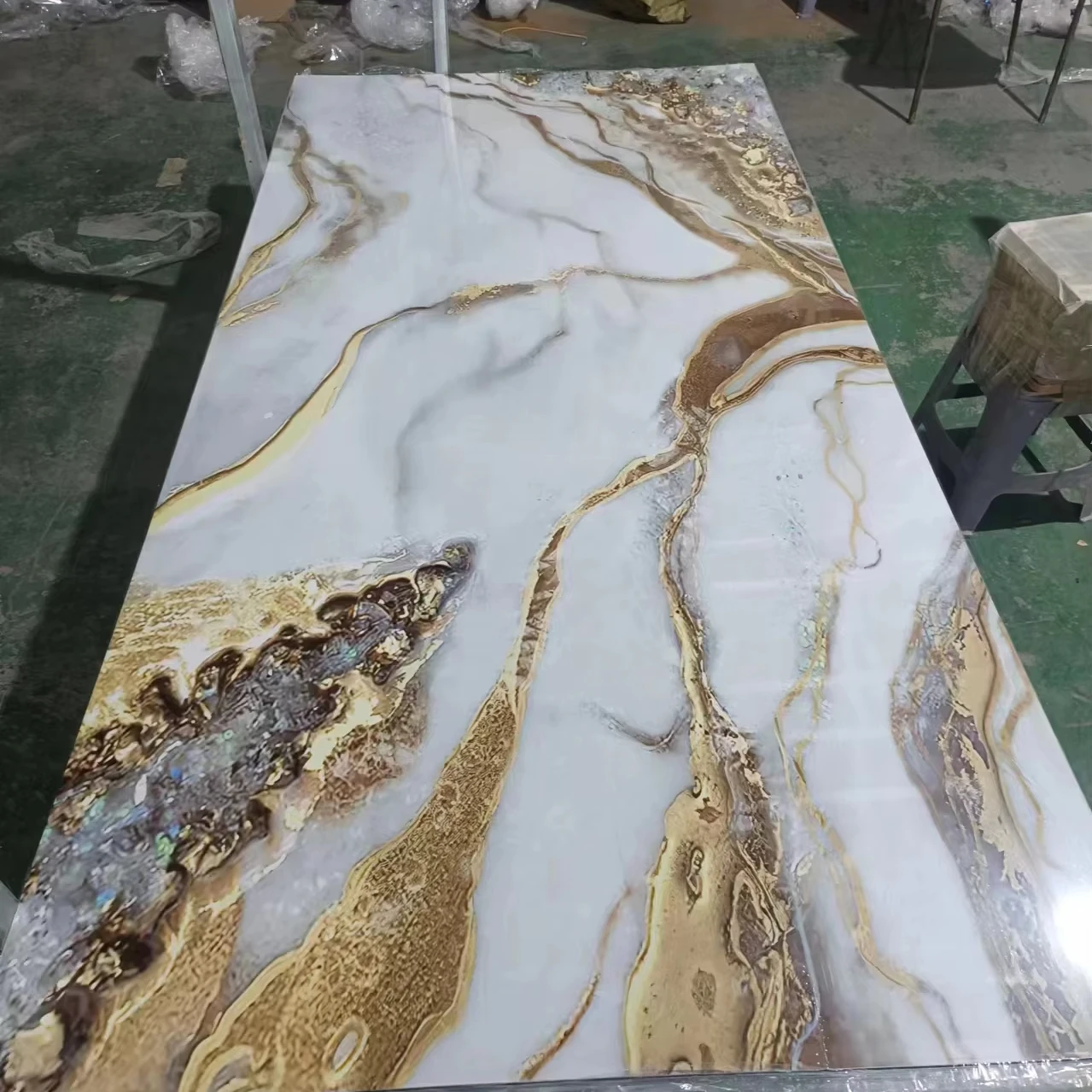 1220*2440mm Golden Liner 3D UV Marble Sheet Customized Design Selfie Design Good UV Board Wall Panel Plastic Wall Panel