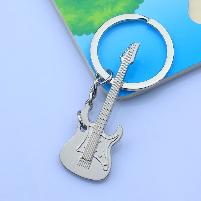 2024 factory wholesale backpack pendant new design antique color electric guitar custom logo metal zinc alloy key chain pendant