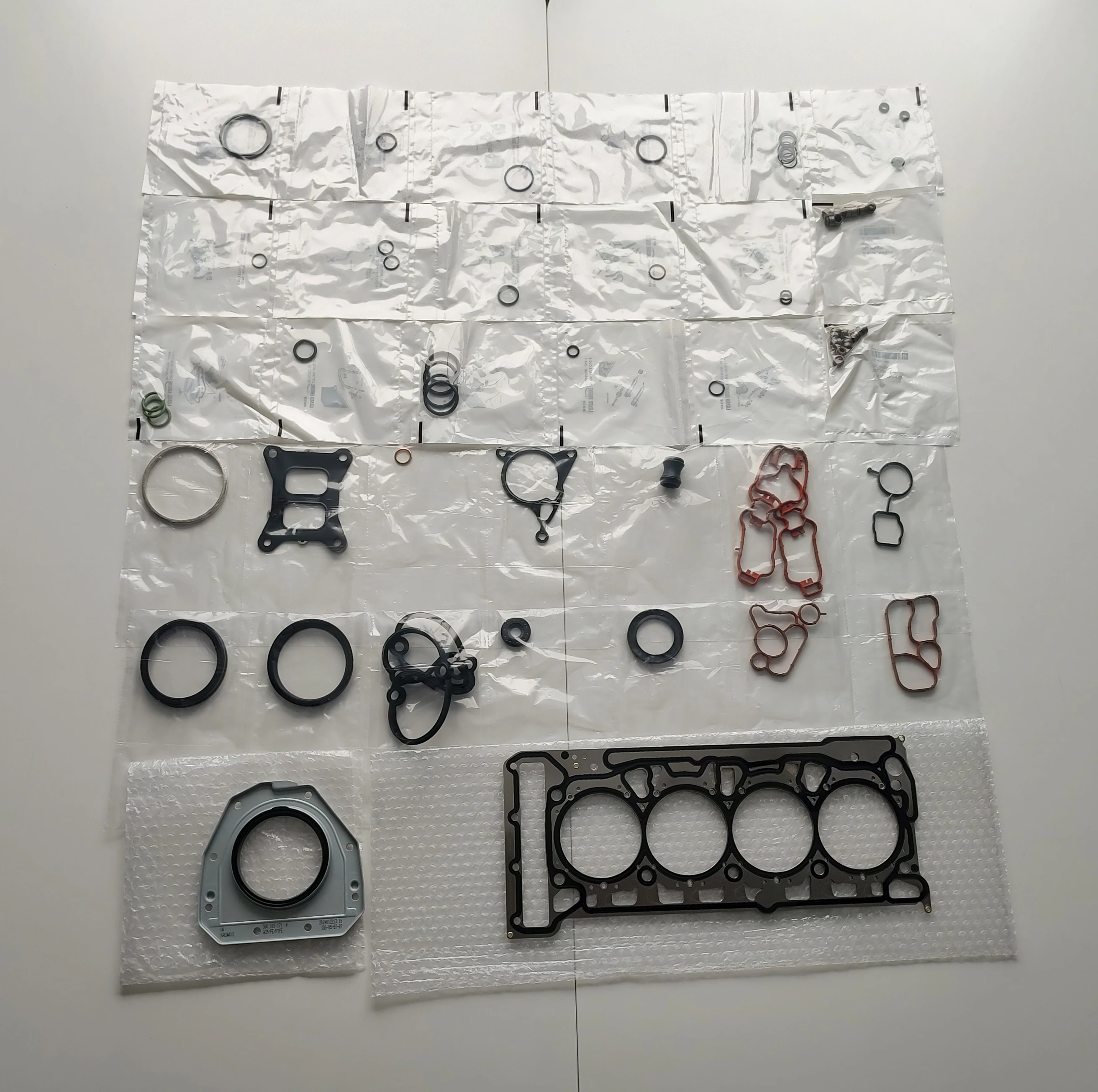 Engine Seal Assembly 06K100860SX Engine Overhaul Gasket Set For  for Audi A4 A4L A5 A6 VW CUG CHH CXD DKT