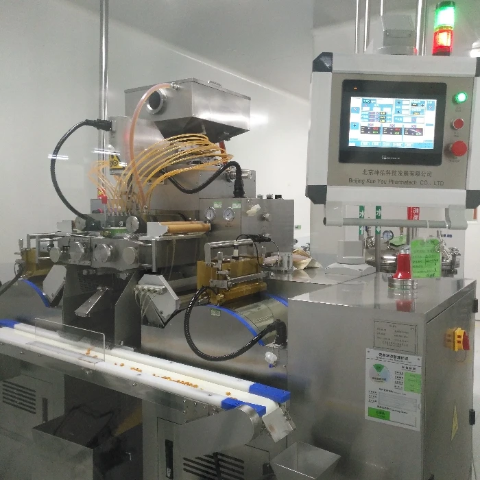 Халяль в форме капсул соответствие стандартам GMP инкапсуляции желатин Бесплатная материал Капсульная машина для масла линия розлива жидкостей с фабрики