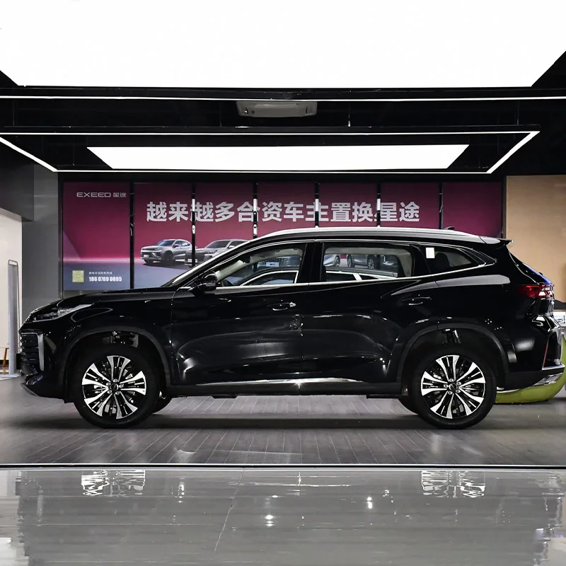 Купить бензиновые автомобили премиум-класса от Chery EXEED Lingyun 2024 300 т 400