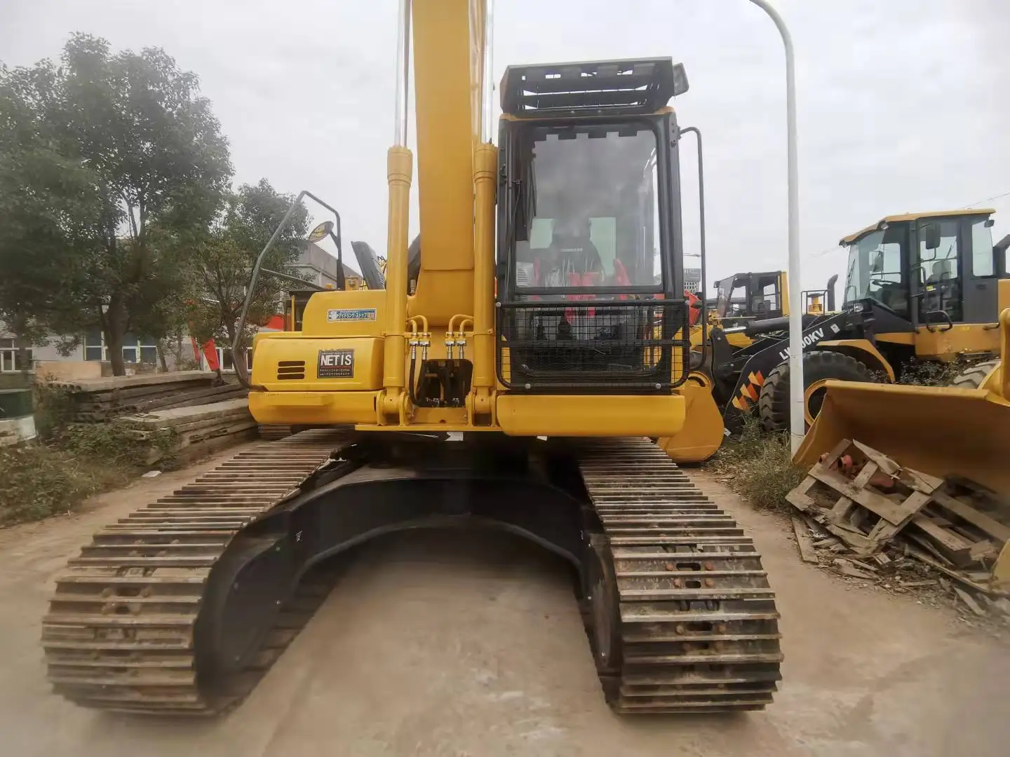 Б/у гидравлический экскаватор komatsu pc200 20 тонн оригинальные японские экскаваторы