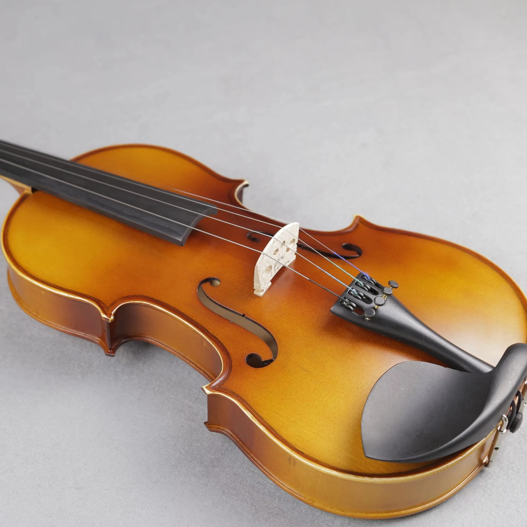 Factory Direct Sale Student Solid Spruce Violin 4/4  String Instruments