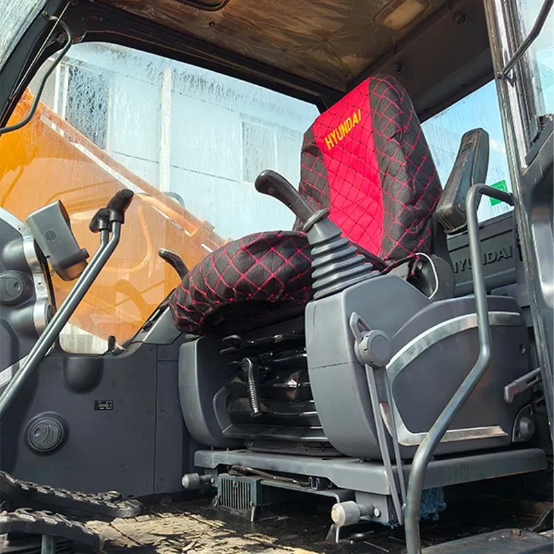 Export good quality used hyundai 220 crawler excavator good chassis hyundai210