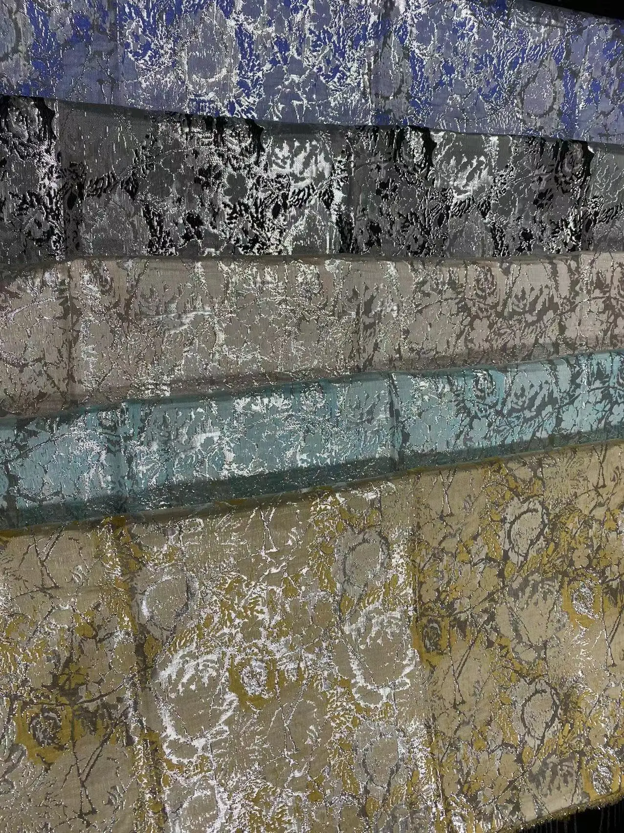 CLASSICAL  FASHION DESIGN METALLIC BROCADE JACQUARD FABRIC FOR LADY GARMENT FACTORY SALES