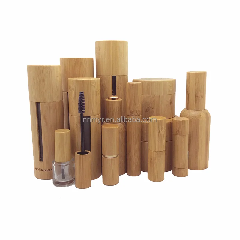 Factory customizes packaging for different types of skincare products, which are biodegradable and labeled in small quantities.
