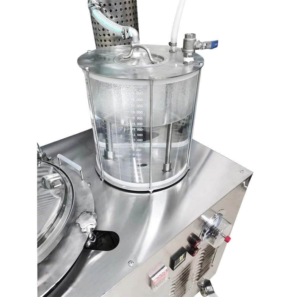 Traditional Chinese Medicine Thickener Vacuum Low High Temperature Traditional Chinese Medicine Extraction Machine