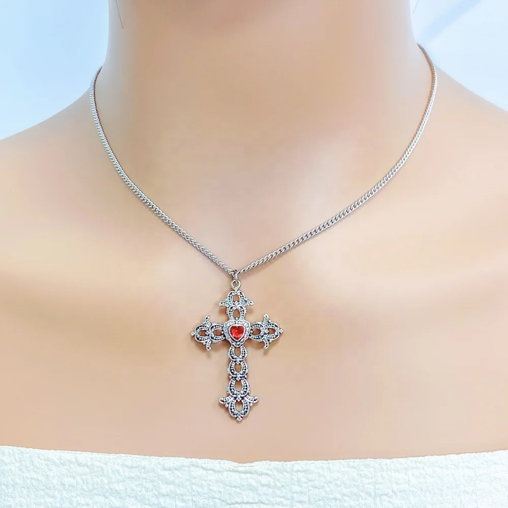Vintage gothic punk necklace gothic cross crystal heart pendant necklace baroque gothic style accessories
