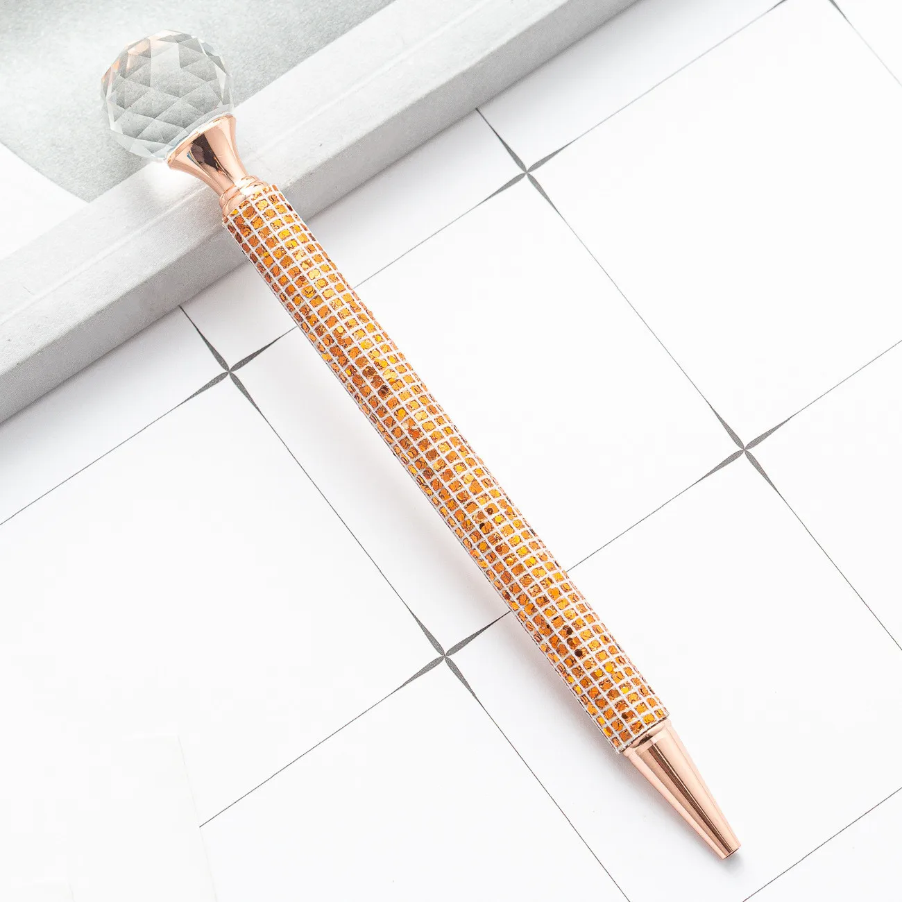 Popular Weeding Gift Metal Pen Whole Sequin Bing Body Promotion Top Big Crystal Diamond Ballpoint Pen