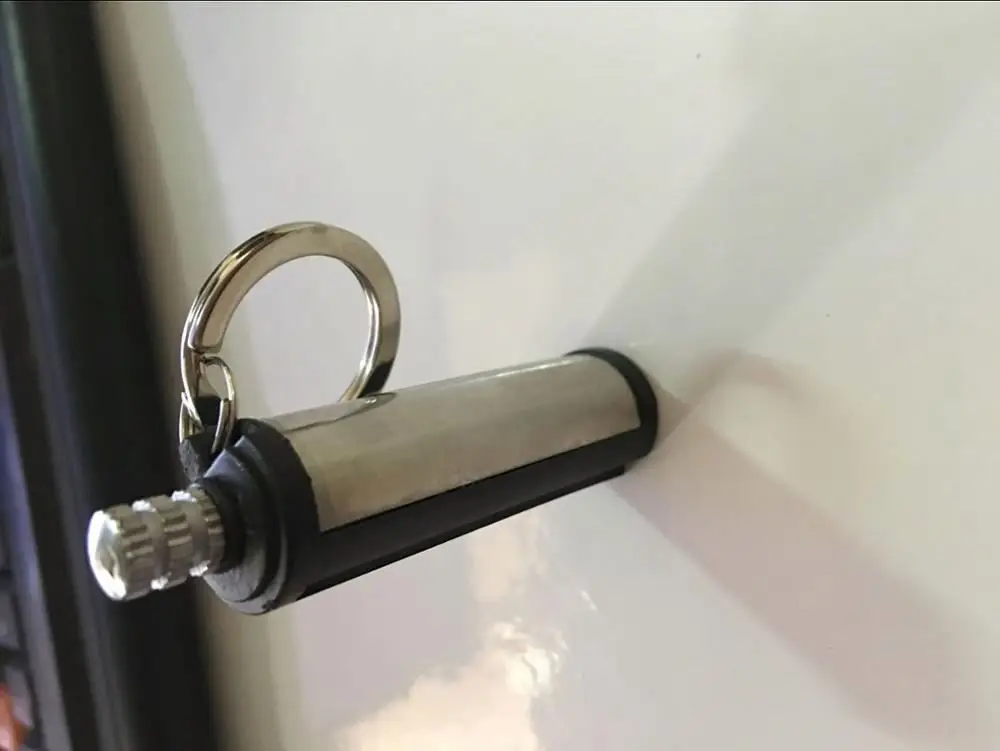 High-quality matches waterproof and explosion-proof creative gifts cylindrical matches 10000 times M0070