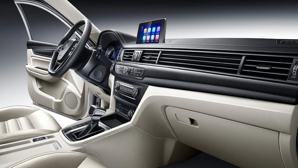 Dongfeng S50 Luxury Sedan Car Turbo R16 Hot Sale High Quality New Automatic Manual Gearbox Left Light Petrol Electric Options