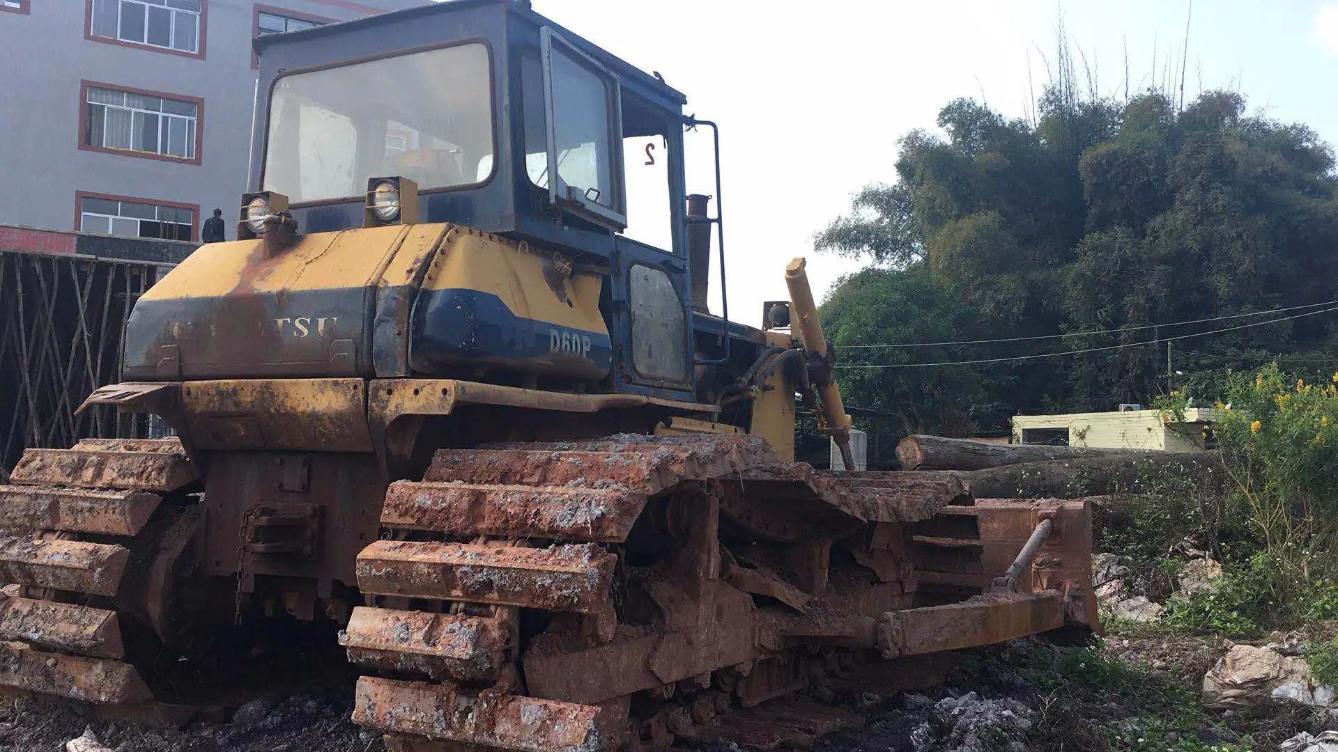 Used crawler bulldozer Komatsu D60P D50P for wholesale